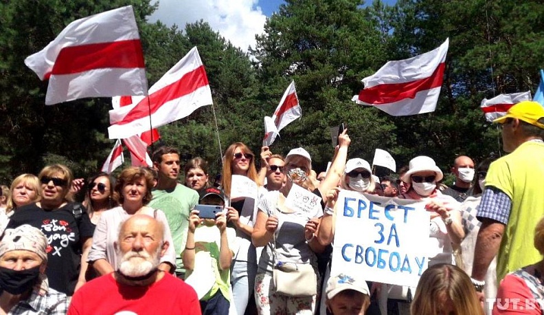 Украинский сценарий и польский след