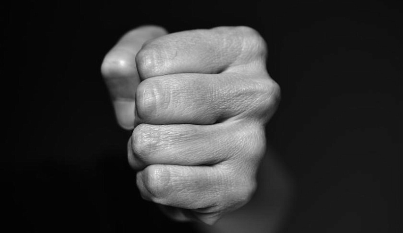 Архангелогородец избил калужского сотрудника ДПС