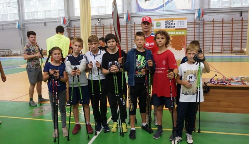 Тарусские школьники подержали в руках олимпийский факел