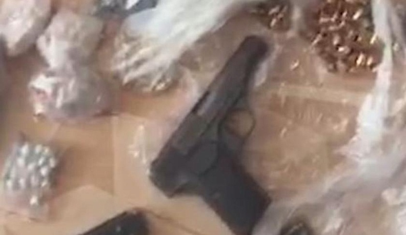 Калужанин хранил дома нелегальный арсенал